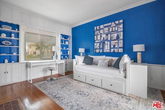 3691 Aureola Boulevard, View Park CA: https://media.crmls.org/mediaz/b7ac071e-273a-4042-b7bf-e163f307c1fb.jpg