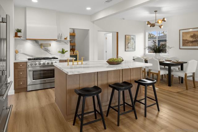 1091 Lincoln Ave, San Diego CA: https://media.crmls.org/mediaz/b7adc517-af05-4a74-a702-e03c72d2e115.jpg