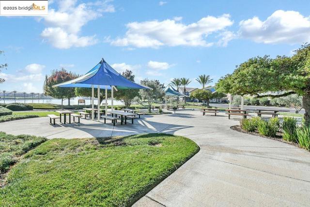 8065 Westport Circle, Discovery Bay CA: https://media.crmls.org/mediaz/b7adf7a1-36ef-49ad-9d5d-a79bf8495881.jpg