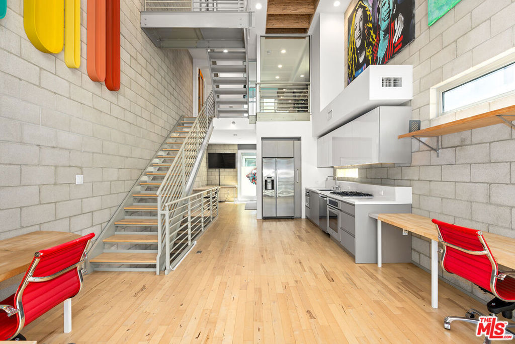 3450 Cahuenga Boulevard #607