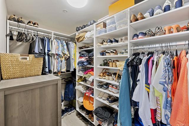 1325 Pacific Highway, San Diego CA: https://media.crmls.org/mediaz/b7ae75da-abc5-4788-be90-73a71336b421.jpg
