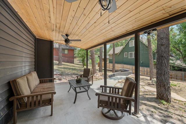 641 Highland Road, Big Bear CA: https://media.crmls.org/mediaz/b7aef982-56a0-4c0e-b29d-4d74301f1a5c.jpg
