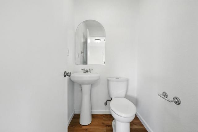 2930 Magnolia Street, Oakland CA: https://media.crmls.org/mediaz/b7af2317-350e-400b-a515-6f5af7110040.jpg