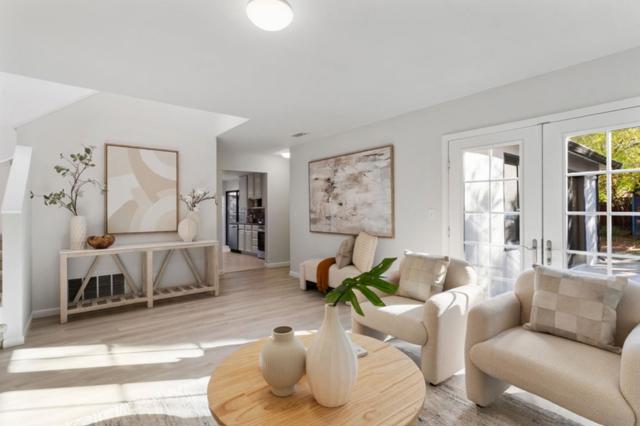 2627 Ohio Avenue, Redwood City CA: https://media.crmls.org/mediaz/b7af2d36-e7b9-4e3a-a206-829621b66726.jpg