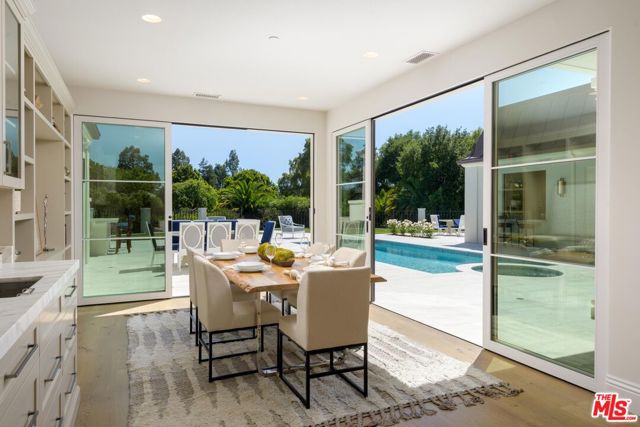 2125 Birnam Wood Drive, Santa Barbara CA: https://media.crmls.org/mediaz/b7b2e6b3-7eee-45ac-838d-28851a47a572.jpg