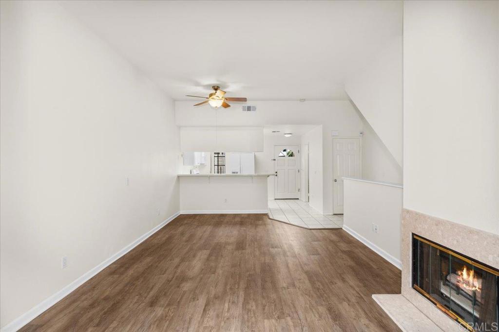 4639 Executive Drive - photo 2