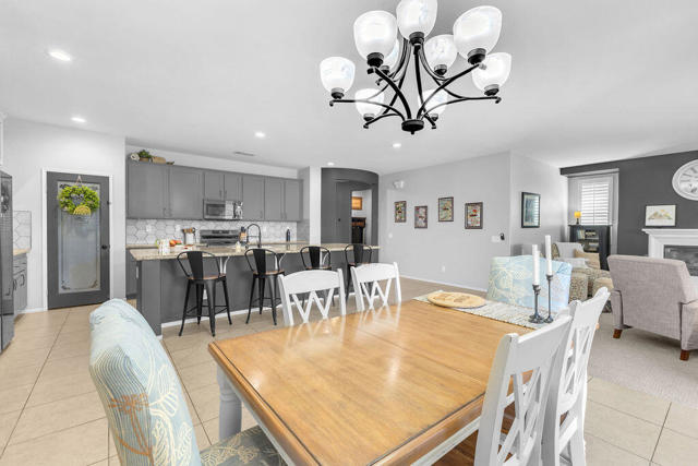 83881 Festivo Court, Indio CA: https://media.crmls.org/mediaz/b7b55174-6046-4111-a202-68368198512d.jpg