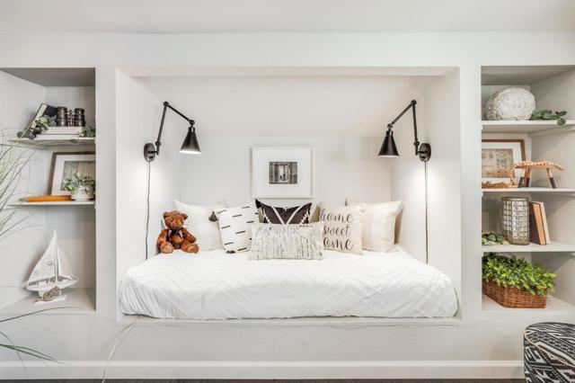 16 N Rochester Street, San Mateo CA: https://media.crmls.org/mediaz/b7b5f982-4988-4f73-957b-4cad5b091c9c.jpg