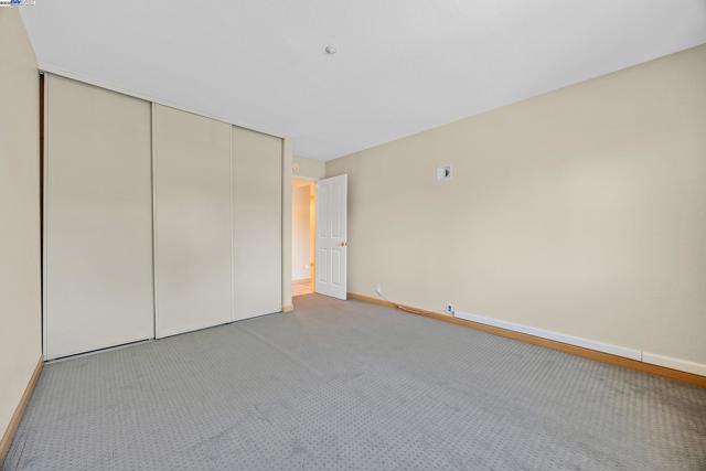 1308 Walden Rd, Walnut Creek CA: https://media.crmls.org/mediaz/b7b6cafd-7174-4f32-9ea0-e08eed29f755.jpg