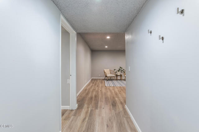 385 Cliff Drive, Pasadena CA: https://media.crmls.org/mediaz/b7b6ee92-6c3f-4e16-94ef-691fbbb97acb.jpg