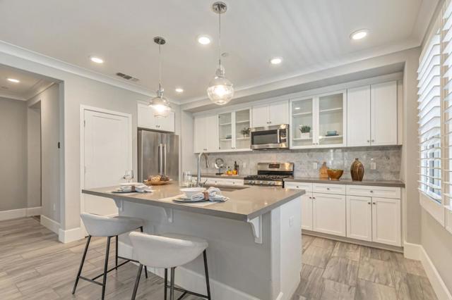 1057 Foxglove Place, San Jose CA: https://media.crmls.org/mediaz/b7b790af-afae-4007-a945-80b04bf4171f.jpg