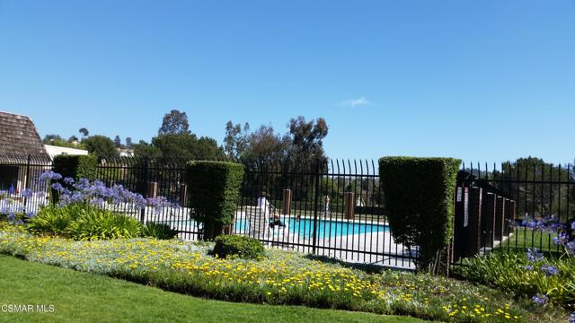 13568 Quail Summit Road, Moorpark CA: https://media.crmls.org/mediaz/b7b83ac5-4feb-4ab0-9d61-8488e43d9c68.jpg