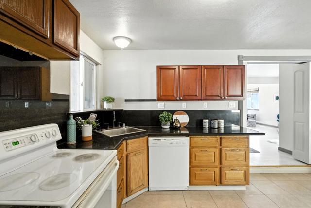 5024 Snow Drive, San Jose CA: https://media.crmls.org/mediaz/b7b83e5f-cc2b-466b-b8a8-0730074c792d.jpg