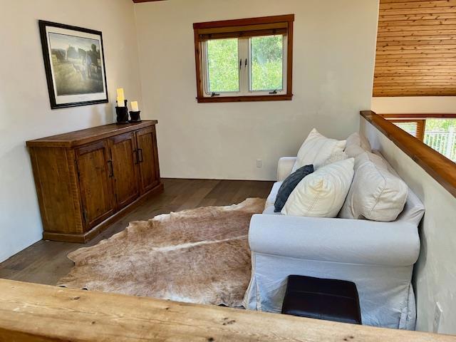 442 Corral De Tierra Road, Salinas CA: https://media.crmls.org/mediaz/b7b9f11e-0939-4798-992f-4eb5400ba7a2.jpg