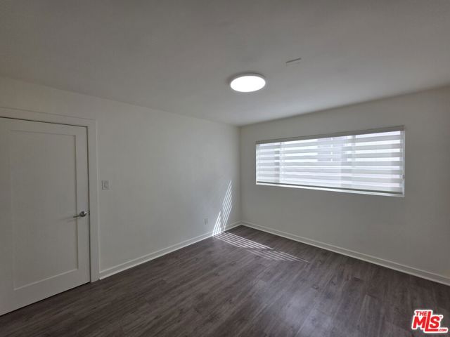 1635 S Beverly Glen Boulevard, Los Angeles CA: https://media.crmls.org/mediaz/b7ba62a6-3d7f-43e4-bac5-43157f3ab1e7.jpg