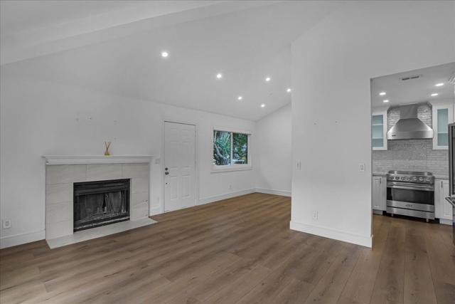 2014 La Terrace Circle, San Jose CA: https://media.crmls.org/mediaz/b7bb51cd-ddde-4c5d-9b8d-ce7e8a45066a.jpg
