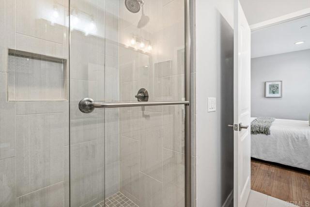 Detail Gallery Image 26 of 40 For 13480 Lopelia Meadows Pl #104,  San Diego,  CA 92130 - 2 Beds | 2/1 Baths