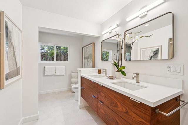 822 Mesa Court, Palo Alto CA: https://media.crmls.org/mediaz/b7bb5c12-6577-4ec8-b418-f7a6c41fce42.jpg
