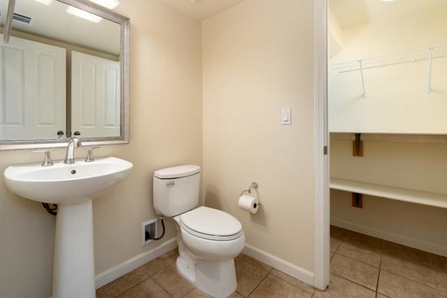 5300 Fioli Loop, San Ramon CA: https://media.crmls.org/mediaz/b7bbf1dc-545a-42b4-acdc-af780a55704b.jpg