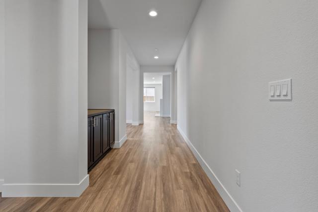 277 Copperleaf Lane, San Juan Bautista CA: https://media.crmls.org/mediaz/b7bc3dd3-169a-434e-8f9b-905a1360612c.jpg