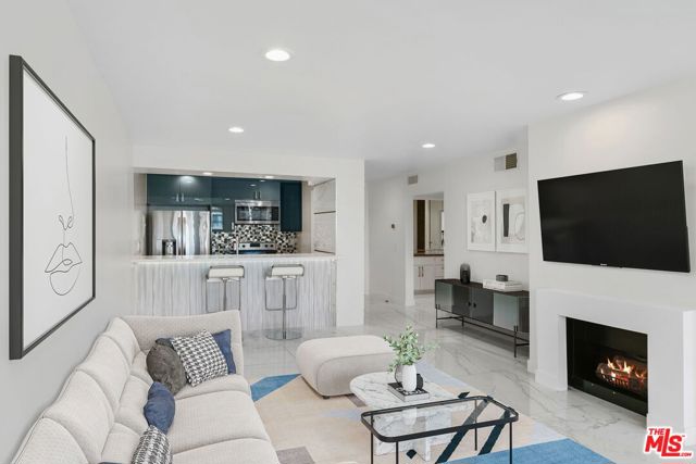 1745 Camino Palmero Street, Los Angeles CA: https://media.crmls.org/mediaz/b7bc8884-e302-4e4c-b3df-9dab9e466304.jpg