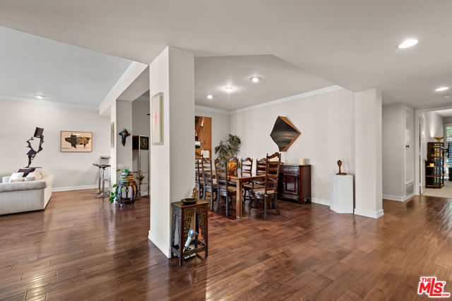 4768 Park Encino Lane, 107 photo 4