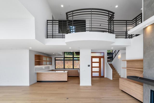 600 Sea View Terrace, La Selva Beach CA: https://media.crmls.org/mediaz/b7bce0dc-2124-4f33-a272-2861e10cf1e8.jpg