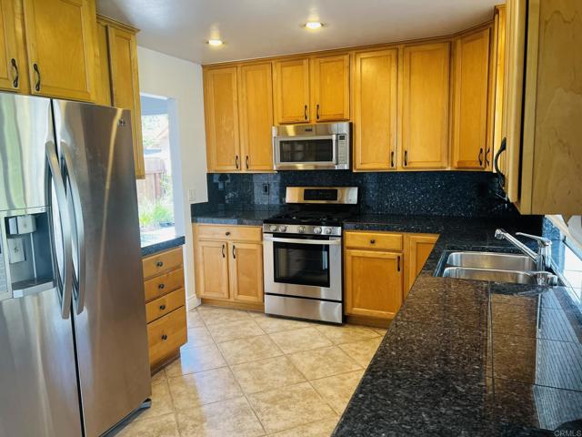 Detail Gallery Image 24 of 54 For 2806 Atadero Ct, Carlsbad,  CA 92009 - 4 Beds | 3 Baths