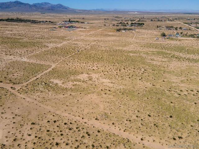 0 Radome RD, Newberry Springs CA: https://media.crmls.org/mediaz/b7bdbd3e-6817-4cf2-a2d0-448b2e3c3d4f.jpg