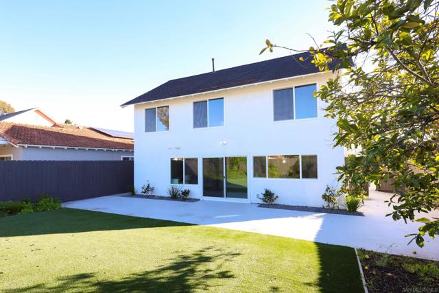 8686 Perseus Rd, San Diego CA: https://media.crmls.org/mediaz/b7bdc0aa-5a67-4beb-83aa-c3b8db217b63.jpg