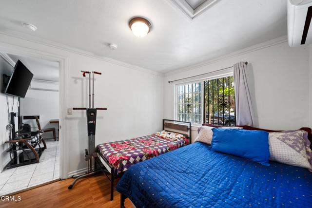 1449 1451 E 75th Street, Los Angeles CA: https://media.crmls.org/mediaz/b7bdd809-71c7-4698-8abd-694ae1bec3bc.jpg