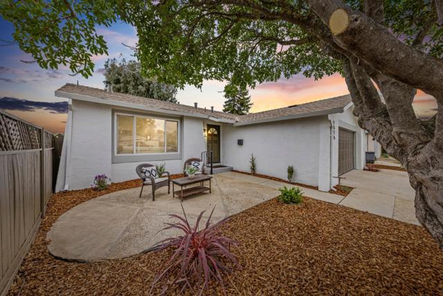1575 Acacia Way, Morgan Hill CA: https://media.crmls.org/mediaz/b7beb1ad-85b6-47e3-994a-7fbd943de64b.jpg