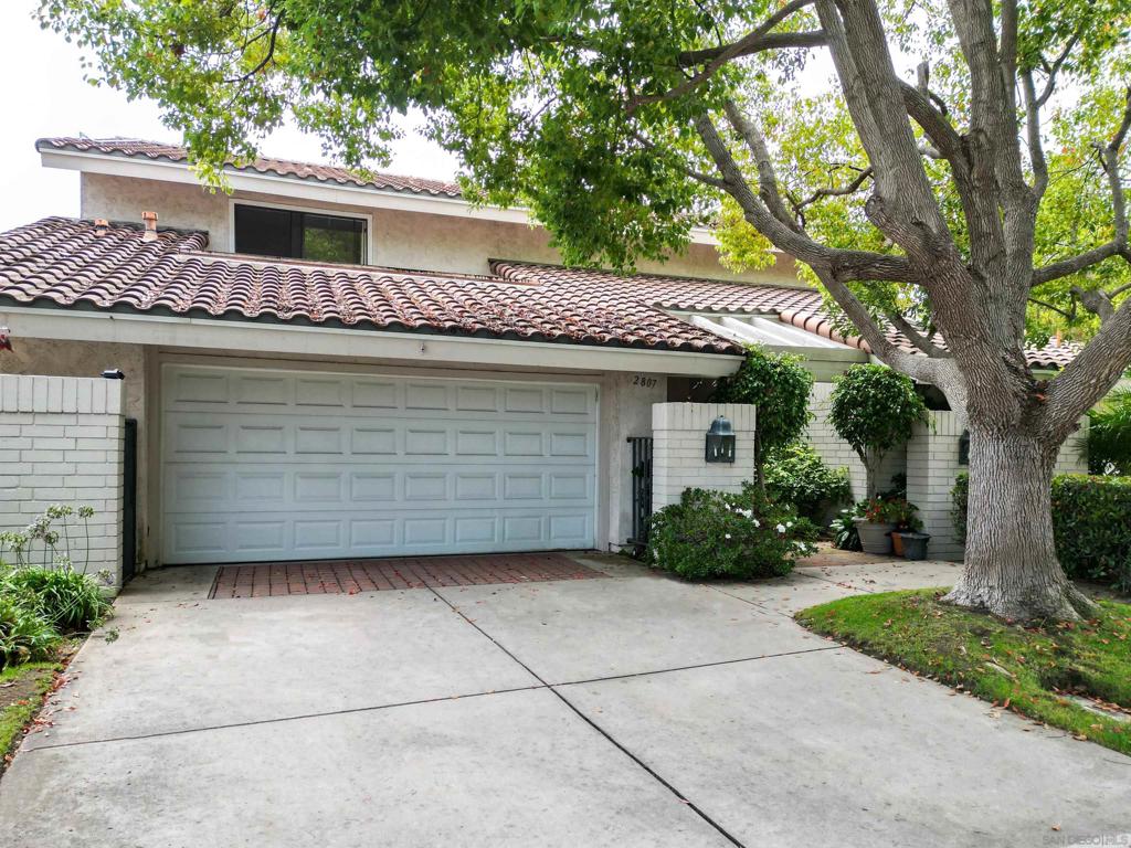 2807 Caminito Merion