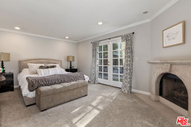 4219 Saugus Avenue, Sherman Oaks CA: https://media.crmls.org/mediaz/b7bf7bcb-3319-4d1b-8a5c-73f536ef2ae2.jpg