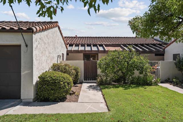 2020 Billy Gln, Escondido CA: https://media.crmls.org/mediaz/b7bff523-2a9b-4cdf-b1ee-66ce9ddf02b4.jpg