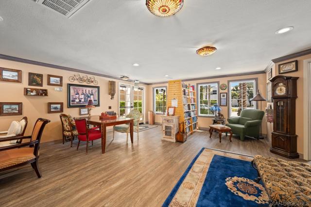 2150 Camino De La Reina, San Diego CA: https://media.crmls.org/mediaz/b7c1172c-604e-4f00-b31b-4e254e6ef786.jpg