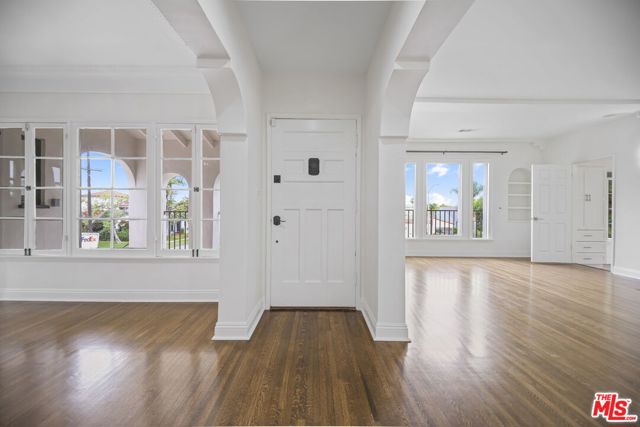 1148 S Stanley Avenue, Los Angeles CA: https://media.crmls.org/mediaz/b7c1bab7-6cfa-4b9e-a72b-a8a108b717db.jpg