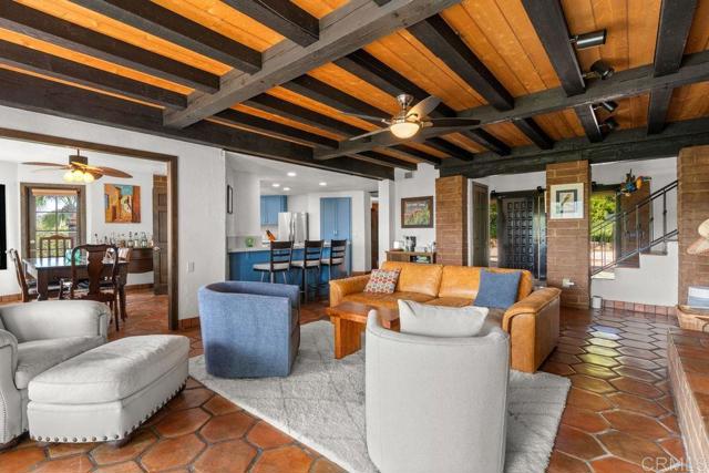 Detail Gallery Image 19 of 68 For 710 Buena Creek Rd, San Marcos,  CA 92069 - 3 Beds | 3/1 Baths