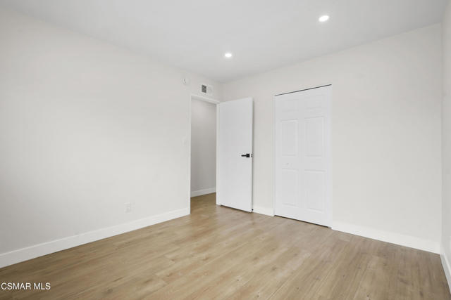 174 Wendy Drive, Thousand Oaks CA: https://media.crmls.org/mediaz/b7c246b2-0442-4e82-b367-6063e1ab5f68.jpg