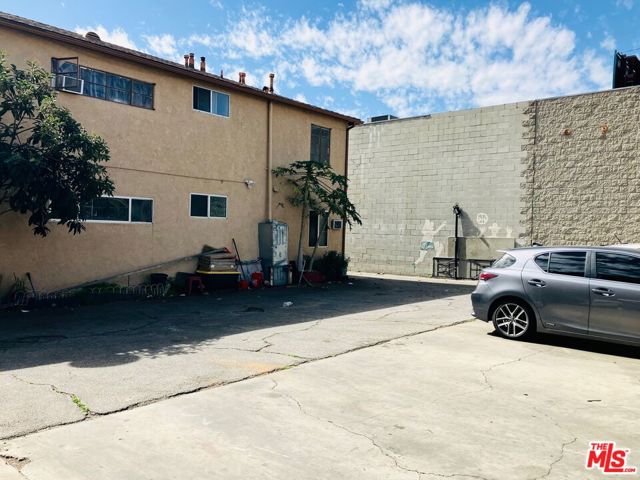 12045 Hart Street, North Hollywood CA: https://media.crmls.org/mediaz/b7c4402a-1e2c-4876-af42-d57f744fcf1e.jpg