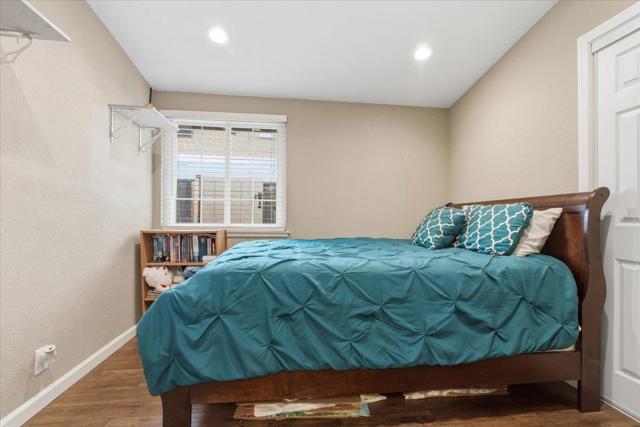 2627 Naples Street, Hayward CA: https://media.crmls.org/mediaz/b7c47076-4819-4eaf-a95f-ccbbf833bc52.jpg