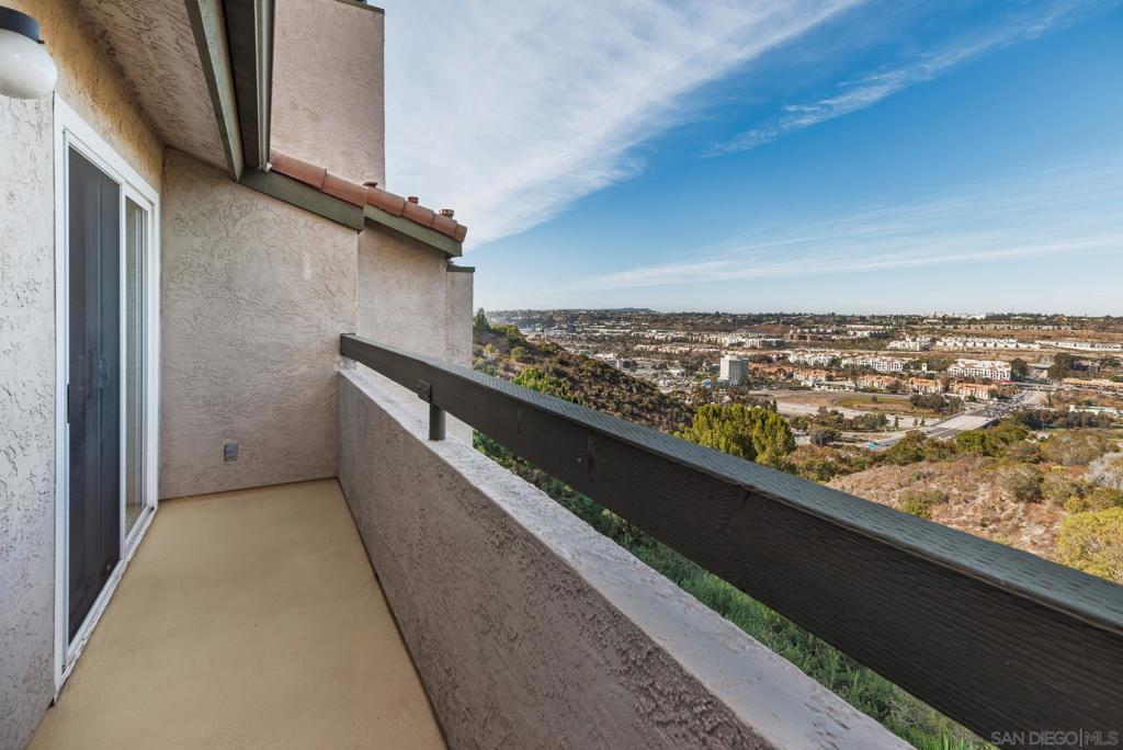 4794 Arizona St #305