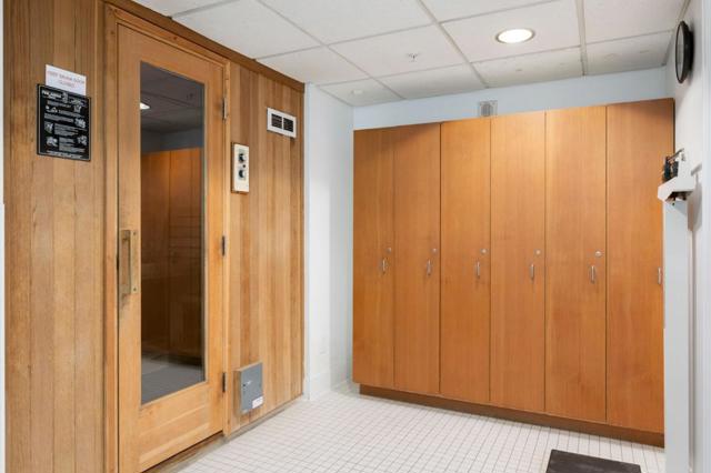 1483 Sutter Street, San Francisco CA: https://media.crmls.org/mediaz/b7c5ce8d-e709-4552-aa29-ce139ad28dd1.jpg