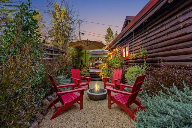 44 Pine Avenue, Mount Hermon CA: https://media.crmls.org/mediaz/b7c784a3-2155-4964-9427-6a72f2e5db94.jpg
