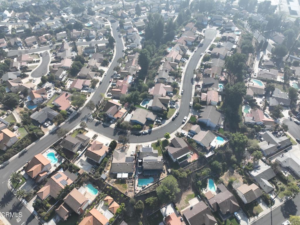 https://media.crmls.org/mediaz/b7c7c09e-5804-467f-94fb-30ad1f35ba85.jpg?preset=X-Large