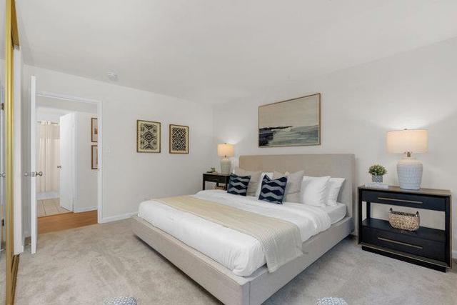 828 N El Camino Real, San Mateo CA: https://media.crmls.org/mediaz/b7c83e6c-3d4a-409d-bc3d-1c304c347ed6.jpg
