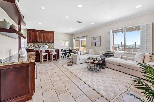 858 Via Barquero, San Marcos CA: https://media.crmls.org/mediaz/b7c88a1d-bb8a-4824-b6a5-fe8d06f82327.jpg