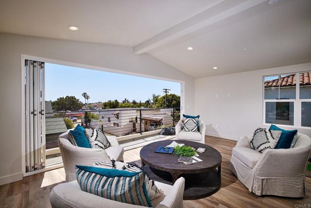 177 N Vulcan Avenue, Encinitas CA: https://media.crmls.org/mediaz/b7c8b64b-1c50-41f5-a369-1a43058ec1c5.jpg