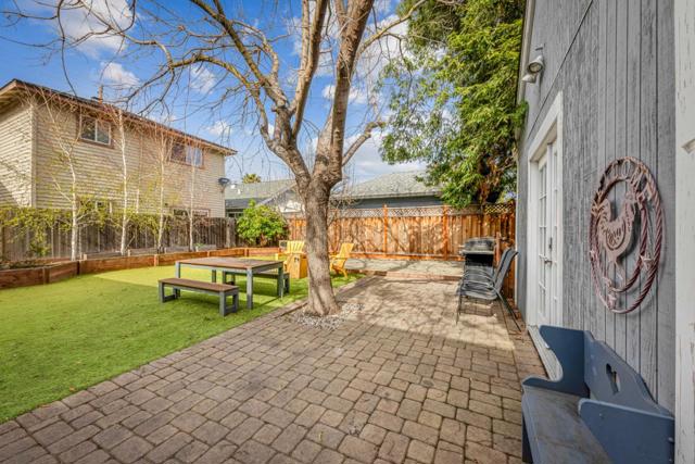 264 N 12th Street, San Jose CA: https://media.crmls.org/mediaz/b7c8e957-6570-475f-baf8-6633b79e43d3.jpg