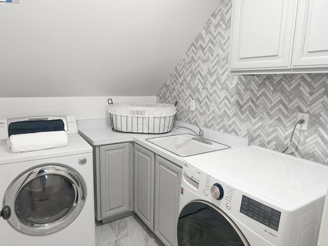 3868 Orion Ct, Pleasanton CA: https://media.crmls.org/mediaz/b7c937f8-5477-4c77-ae1e-fb05dc746ebf.jpg